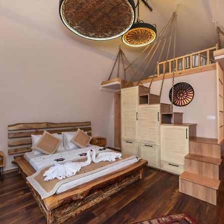 אולודניץ Iksirci Baba Hotel מראה חיצוני תמונה