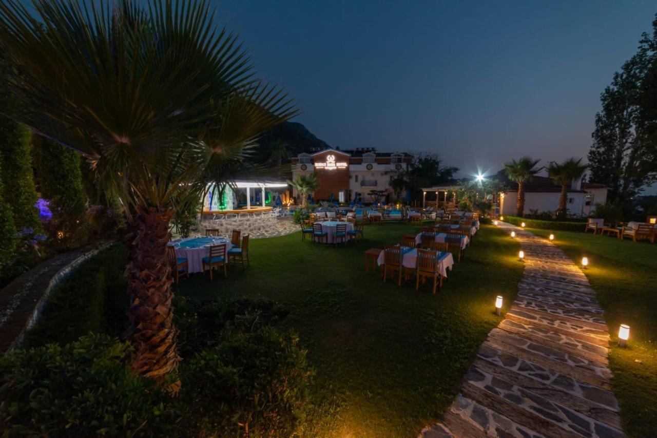 אולודניץ Iksirci Baba Hotel מראה חיצוני תמונה