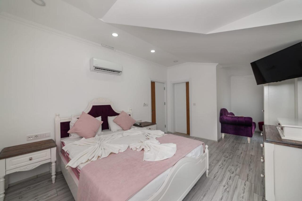 אולודניץ Iksirci Baba Hotel מראה חיצוני תמונה