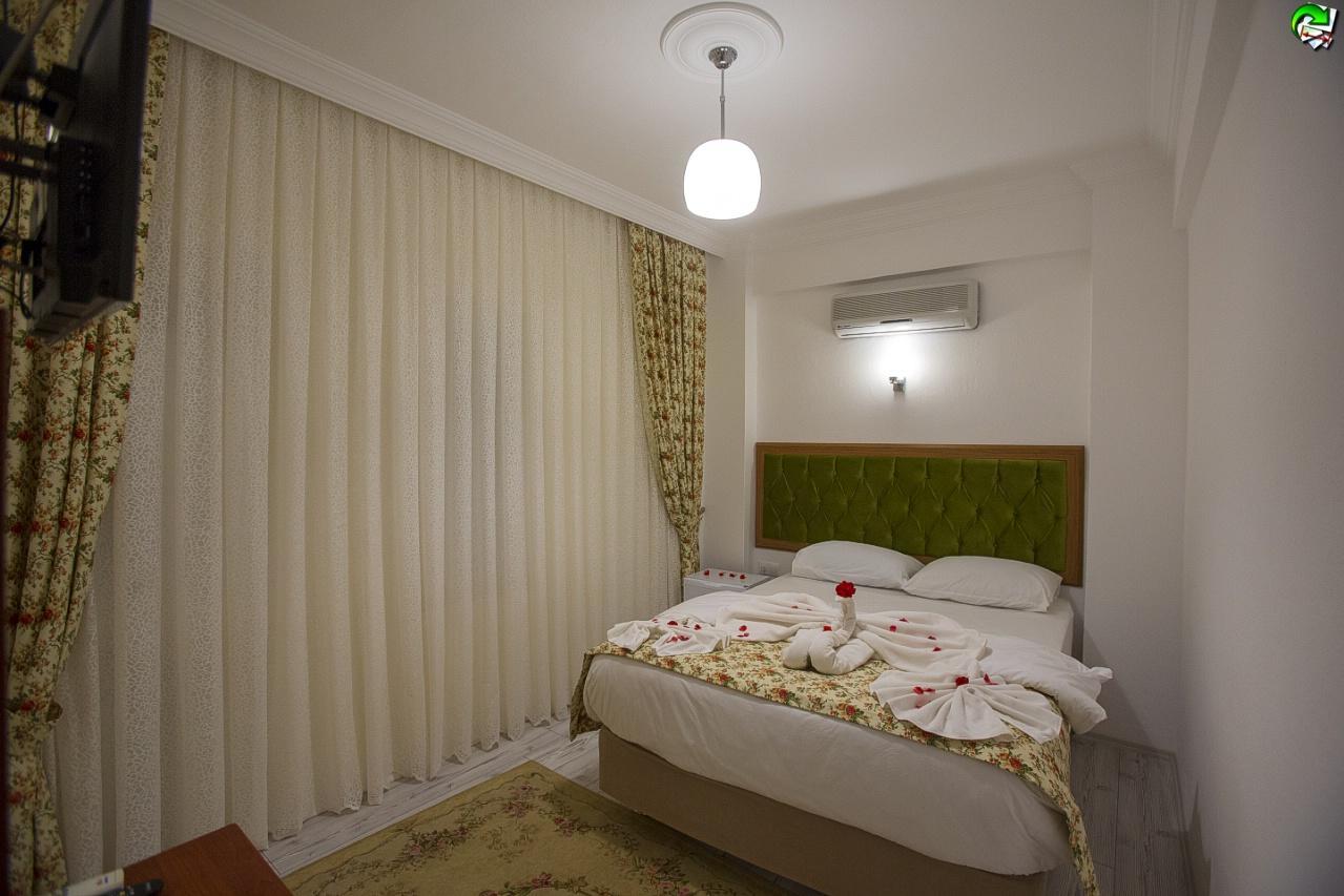 אולודניץ Iksirci Baba Hotel מראה חיצוני תמונה