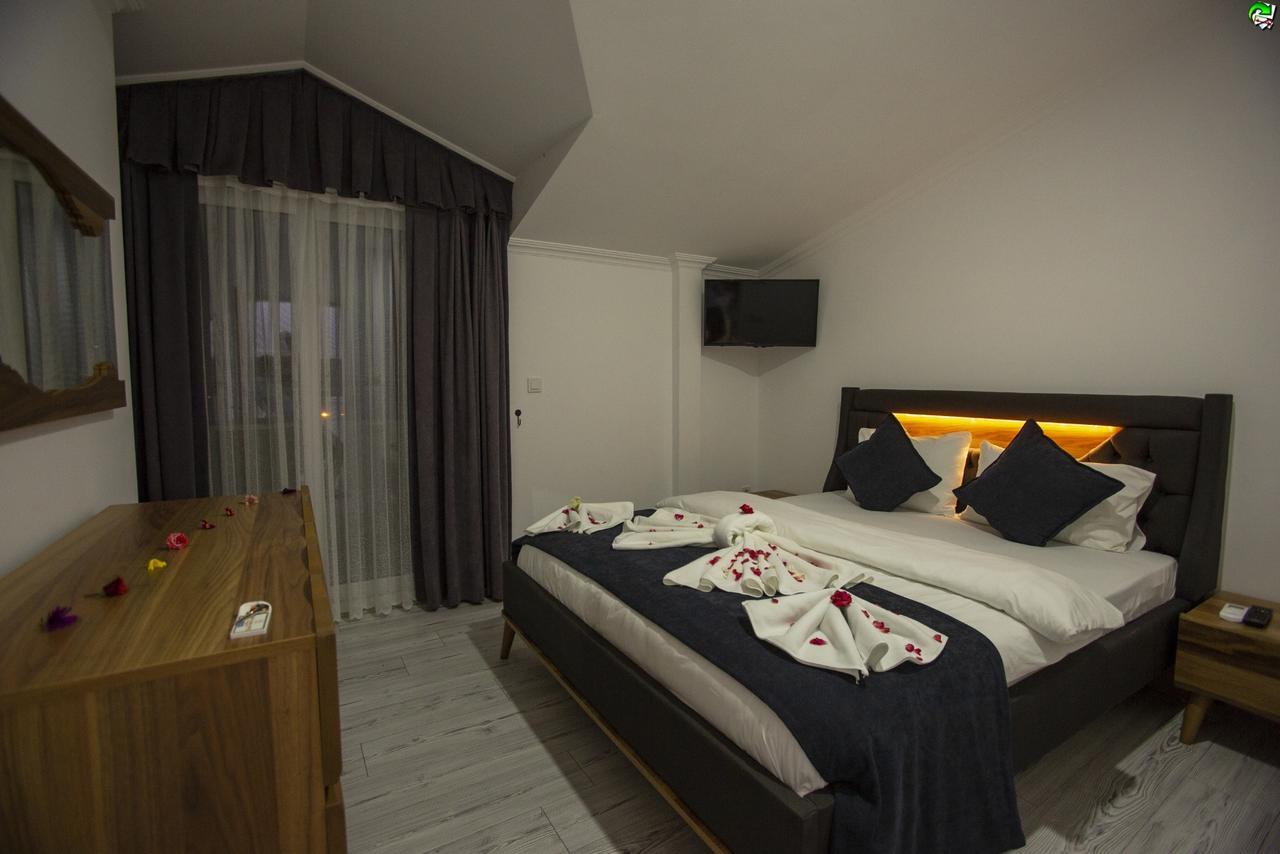 אולודניץ Iksirci Baba Hotel מראה חיצוני תמונה