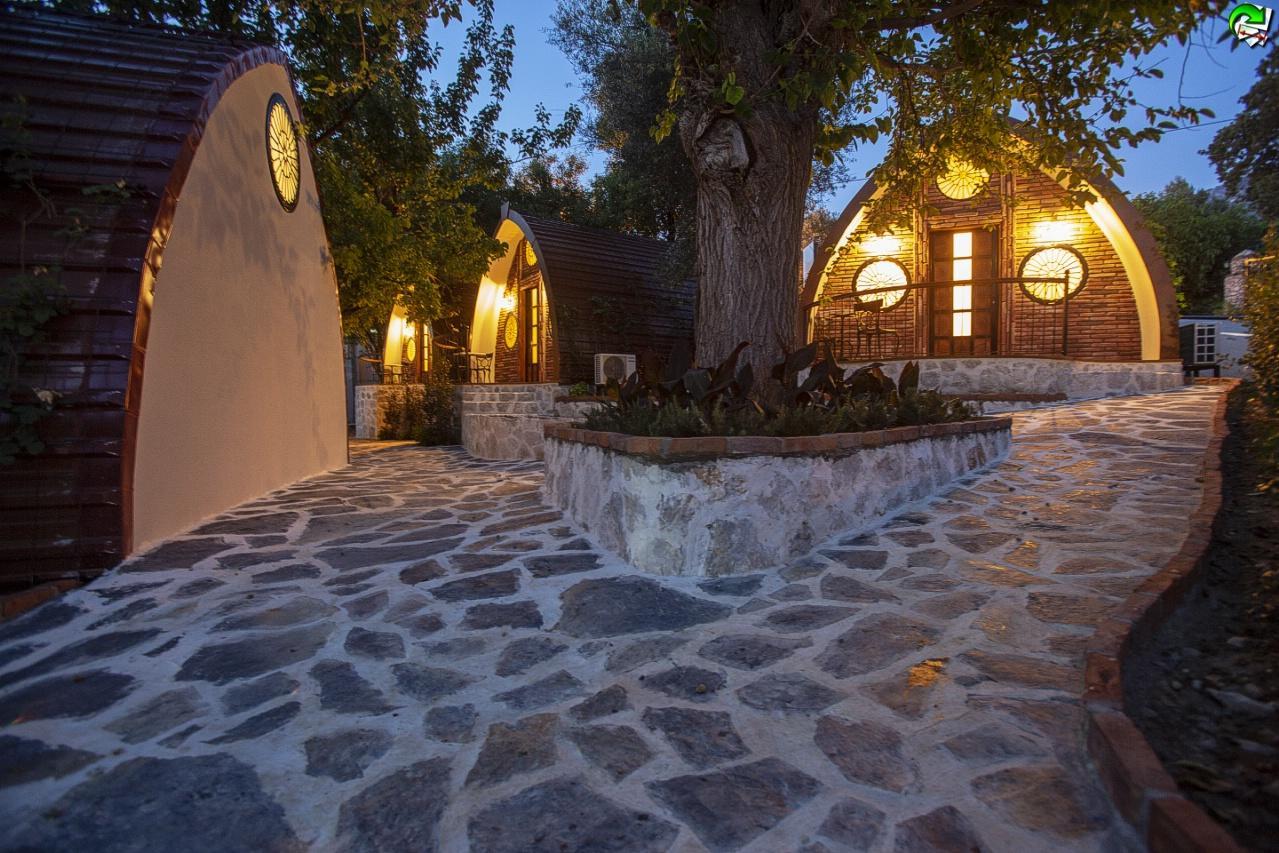אולודניץ Iksirci Baba Hotel מראה חיצוני תמונה